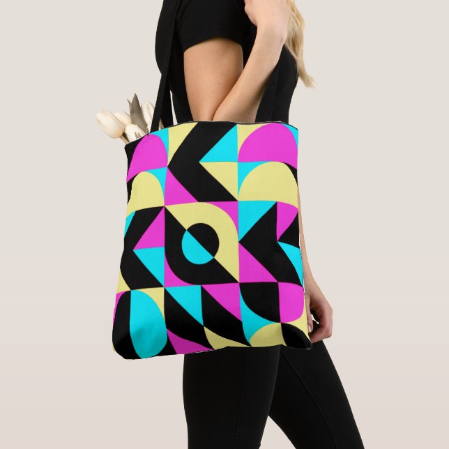 Bolso De Tela Patrón geométrico inspirado en Bauhaus (Detalle)