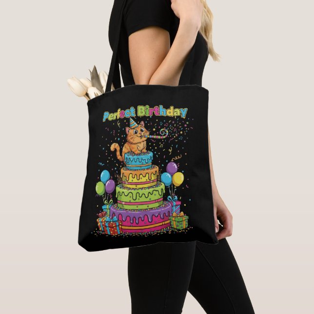 Bolso De Tela Perfect Birthday Cute Cartoon Cat on Rainbow Cake  (Detalle)