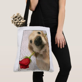 Bolso De Tela Perro del golden retriever con el rosa rojo