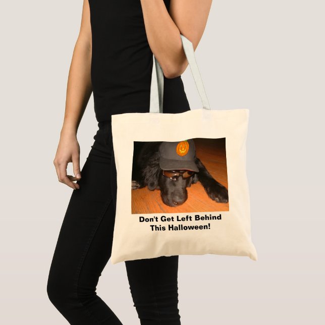 Bolso De Tela Perro Triste Dejado Detrás De Esta Halloween (Anverso (producto))