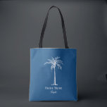 Bolso De Tela Personalizado de árbol de palmas blancas azules de<br><div class="desc">Este divertido bolso de palma tropical con las palabras "tribu de novias" en blanco sobre el fondo azul (color del año 2020) es el regalo perfecto para una ducha de novia para un destino de playa tropical o un boda al aire libre. Personalízalo con el nombre de tu dama de...</div>