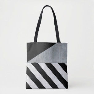 Bolso De Tela Pintura rayada diagonal blanca y negra en la pared