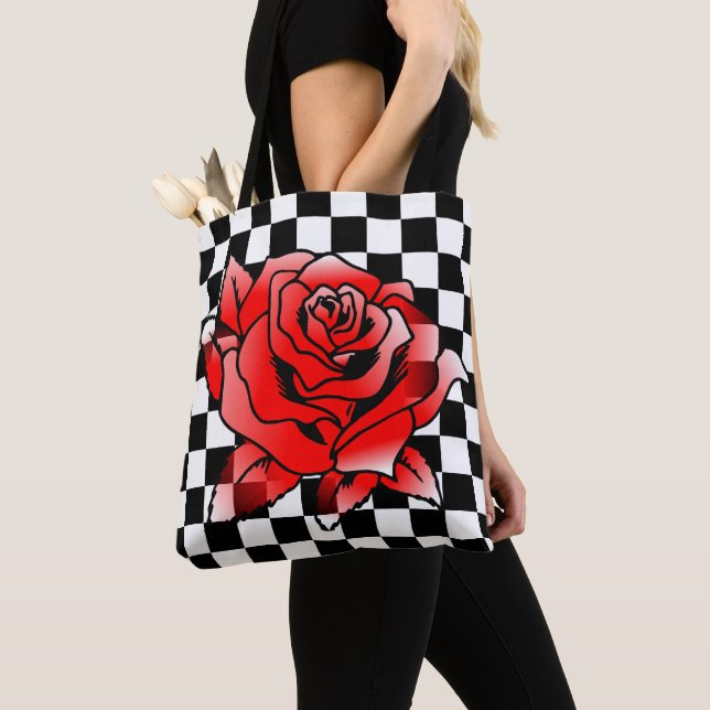 Bolso De Tela Plaza Blanca Y Negra Y Rosa Roja (Detalle)