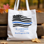 Bolso De Tela Presupuesto de un oficial de policía de la bandera<br><div class="desc">Bandera delgada de la línea azul Tote Bag - diseño de la bandera estadounidense en colores con bandera de la policía, diseño azul negro moderno. Perfecto para todos los oficiales de policía, la madre de la policía y la esposa de la policía. Personaliza con el nombre del oficial de policía,...</div>