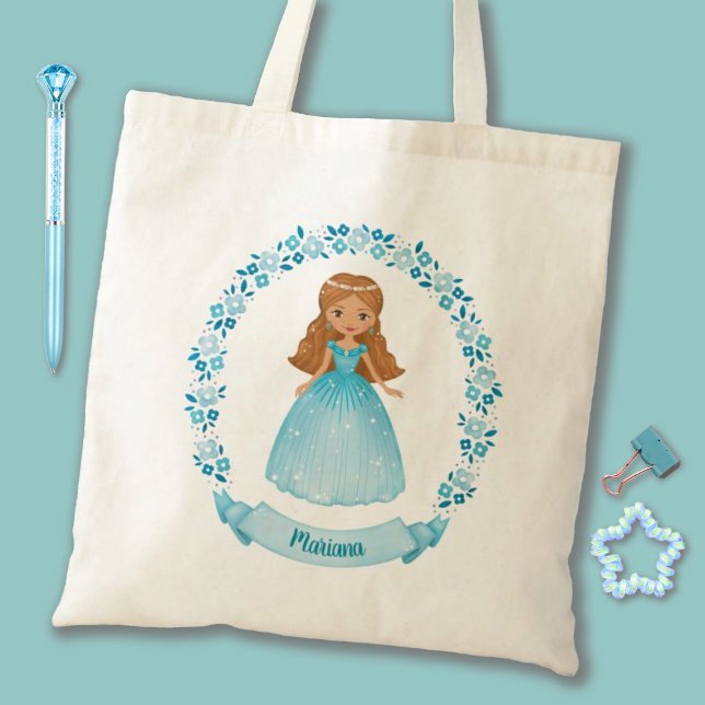 Bolso De Tela Princesa (A cute blue girls Princess tote bag. Personalize it with your girls name for a special gift.)