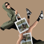 Bolso De Tela Regalo de Día de la Madre fotográfico personalizad<br><div class="desc">¡Que este Día de la Madre sea inolvidable con nuestro regalo fotográfico personalizado en Zazzle! Celebra el vínculo especial entre tú y tu madre con un sincero amor que ella apreciará para siempre. Simplemente sube tu foto favorita, y crearemos un impresionante producto personalizado que captura tus preciados recuerdos juntos. Ya...</div>