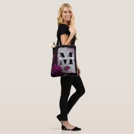 Bolso De Tela Rosa gótico, velas, pergamino y cesto