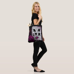 Bolso De Tela Rosa gótico, velas, pergamino y cesto
