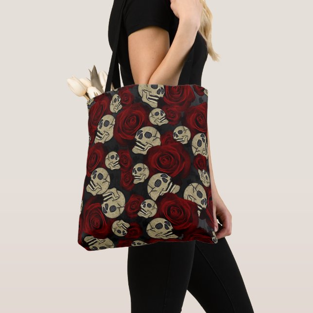 Bolso De Tela Rosas Rojas & Calaveras Gris Negro Floral Gótico (Detalle)