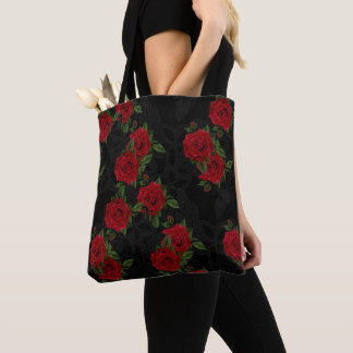 Bolso De Tela Rosas rojas en un fondo negro