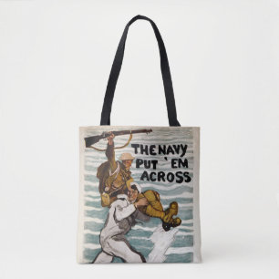 Bolso De Tela Sailor Wading Mientras Lleva A Un Soldado En Hombr