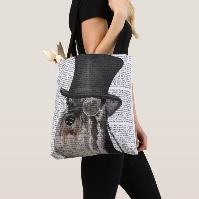Bolso De Tela Schnauzer, hebilla formal y Gorra (Detalle)