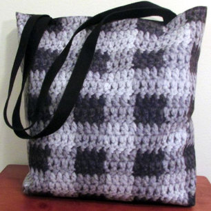 Bolso De Tela Sombras de gris negro crochet de textura trabajada