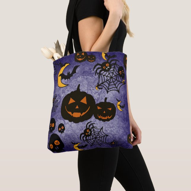 BOLSO DE TELA SPOOKY PURPLE HALLOWEEN PUMPKINS MOONES BATES (Detalle)