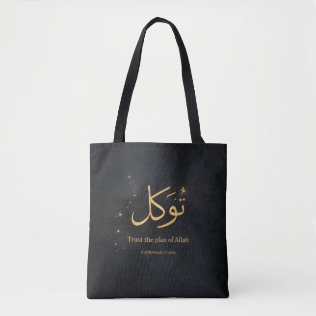 Bolso De Tela Tawakkul Gold Arabic Calligraphy – Trust the Plan  (Anverso)