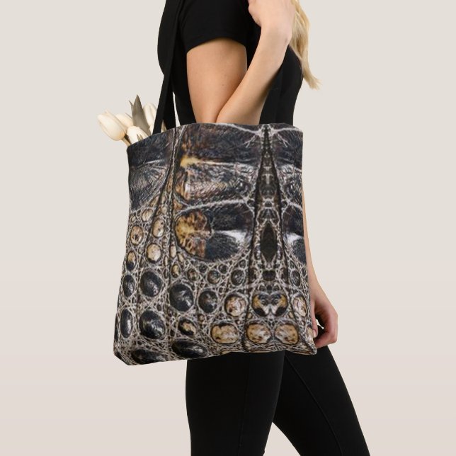 Bolso De Tela Textura de piel de lagarto marrón americano (Detalle)