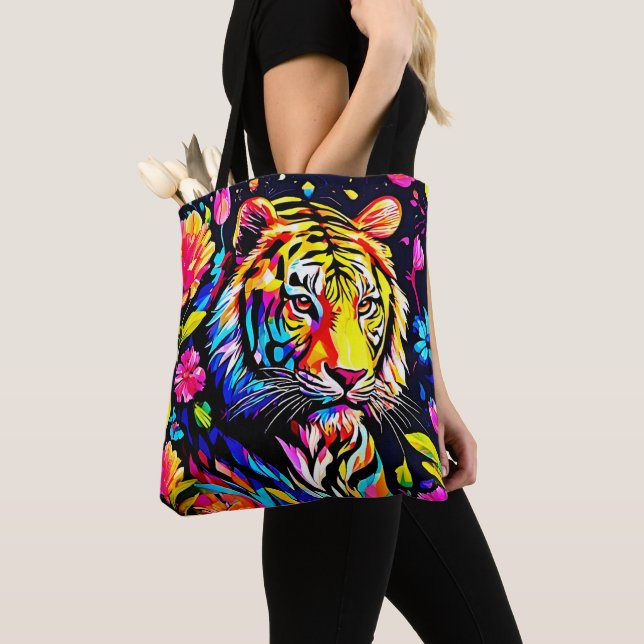Bolso De Tela Tigre en un sueño floral (Detalle)