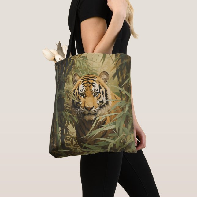 Bolso De Tela Tigre natural en el bosque (Detalle)