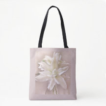 Tote Rubor Lily Blossoms