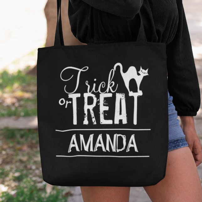 Bolso De Tela Truco De Halloween O Trato Tocante Gato Negro (Halloween Black Cat Black and White Trick or Treat Tote Bag.)