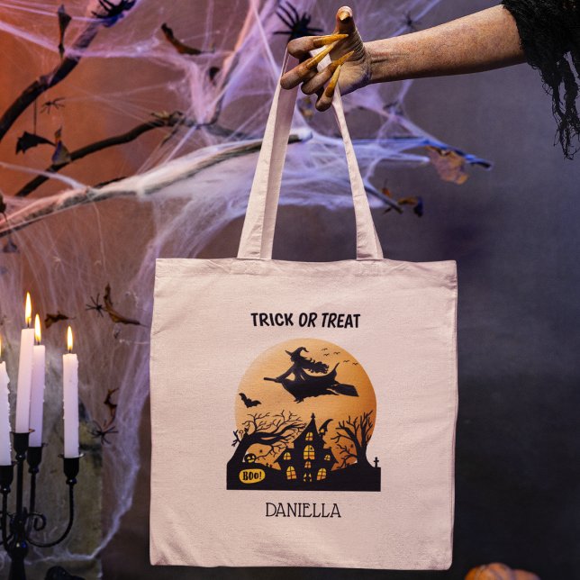 Bolso De Tela Truco o trato personalizado de bruja de Halloween (Add name to personalize, edit other text, too, if required)