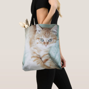 Bolso De Tela Un gatito de oro del color que se acuesta