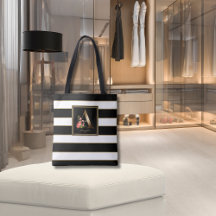 Una monograma floral de oro | Rayas blancas y negr