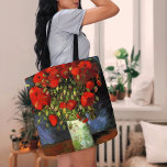 Bolso De Tela Vase con los pipetas rojos | Vincent van Gogh<br><div class="desc">Vase con Red Poppies de Vincent van Gogh es una fascinante pintura de vida muerta que destaca el uso vibrante del artista del color y el trabajo expresivo. El cuadro presenta un simple jarrón de tierra lleno de ampulosas amapolas crimson, colocadas sobre un fondo mullido y texturado. El contraste entre...</div>