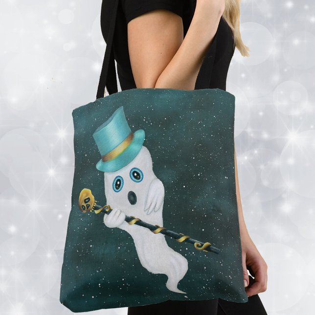 Bolso De Tela Vestido Ghost Top Hat Gold Skull Cañón Azul cielo (Cute Floating ghost in blue night sky with top hat skull cane on Halloween tote bag.)