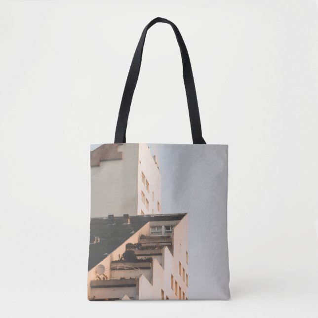 BOLSO DE TELA WHITE CONCRETE BUILDING (Anverso)