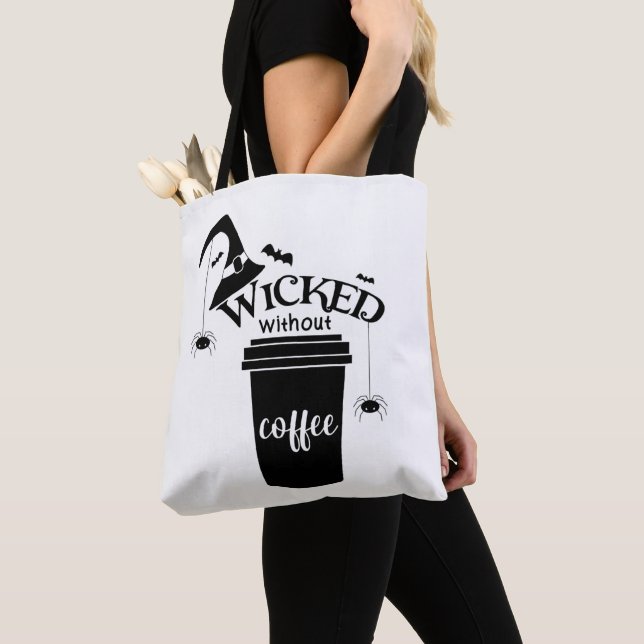 Bolso De Tela Wicked Without Coffee – Funny Witchy Coffee Lover  (Detalle)