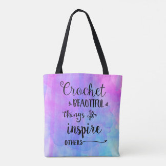 Bolso hermoso de las cosas del ganchillo