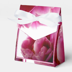 Bonita caja de Favor de Tulipanes Rosados