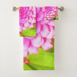 Bonito redonda de zinnia rosa en el jardín de vera