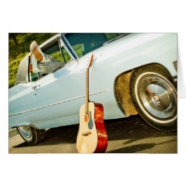 Boots de cowboy en ventanilla de auto y carta occi