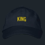 Bordada Estilo Gorra de  de la Marina ajustable para el pe<br><div class="desc">Elevar su armario casual con el tapón ajustable de texto KING Personalizado. Con un impresionante bordado "KING" con letras en negrita,  este gorro marino combina estilo y confort. La correa ajustable asegura un ajuste suave y personalizado para el desgaste de todo el día.</div>