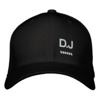 Gorra bordado D.J