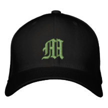 Gorra con monograma bordado para fiesta de cumplea