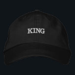 Bordada Gorra de mayúsculas y minúsculas en color negro<br><div class="desc">Nombre de texto King Color negro Borrador Gorras o mayúsculas,  Nombre de fuente es Siglo. El tipo de estilo es Alternative Apparel Basic Ajustable Cap,  el tipo de color es Black.</div>