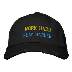 BORDADA GORRA MÁS DURO DE JUEGO DURO