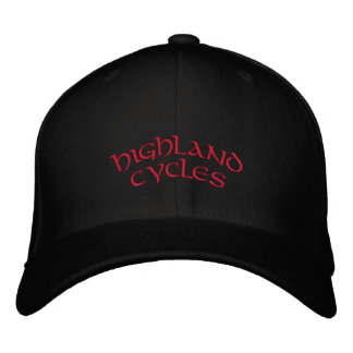 Bordada gorra montado en ciclos de montaña