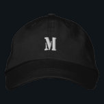 Bordada M Monograma diseñado con Gorra meticuloso<br><div class="desc">Este tapón negro ajustable ofrece una elegante fusión de sencillez y personalización, diseñado para aquellos que valoran tanto la comodidad como la individualidad. La pieza central de este gorra es el monograma "M" bordado, diseñado con un costado meticuloso para proporcionar un aspecto nítido y duradero que se destaca contra el...</div>