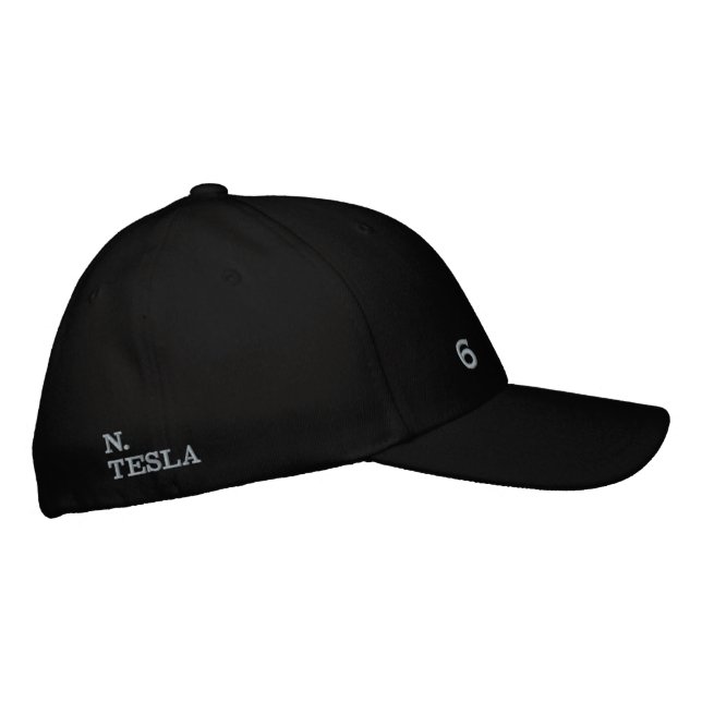 BORDADA N GORRA TESLA (Derecha)