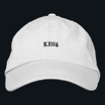 Bordada Texto rey bordado en Gorra de algodón blanco<br><div class="desc">Siéntete como un rey todos los días con este gorro blanco ajustable,  bordado con el texto negrita "King". El tejido algodonero ofrece confort,  mientras que la correa ajustable garantiza un buen descanso para el desgaste durante todo el día.</div>