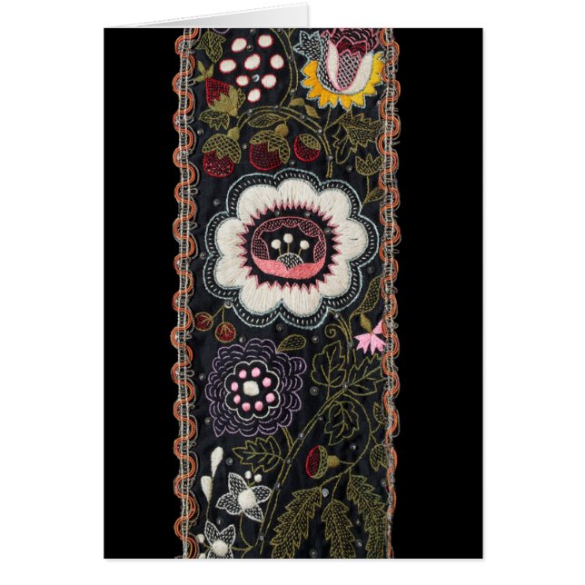 Bordado húngaro vintage sobre negro (Frente)