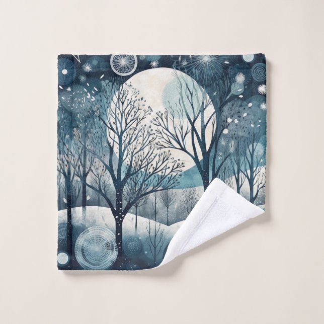 Bosque nórdico iluminado por la luna, personalizab (Toallita)