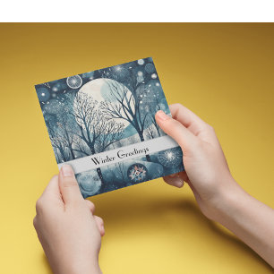 Bosque nórdico iluminado por la luna, personalizab