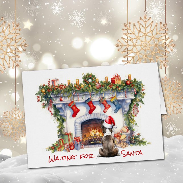 Boston terrier espera en la chimenea de los Navida (Subido por el creador)