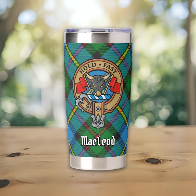 Botella Aislada Clan MacLeod Escudo sobre la caza de tartán (Subido por el creador)