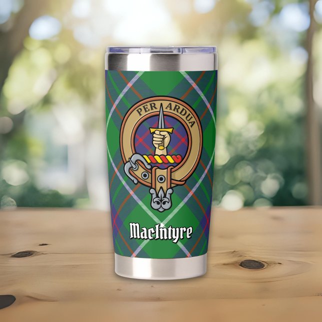 Botella Aislada Crest del Clan MacIntyre sobre tartán (Subido por el creador)